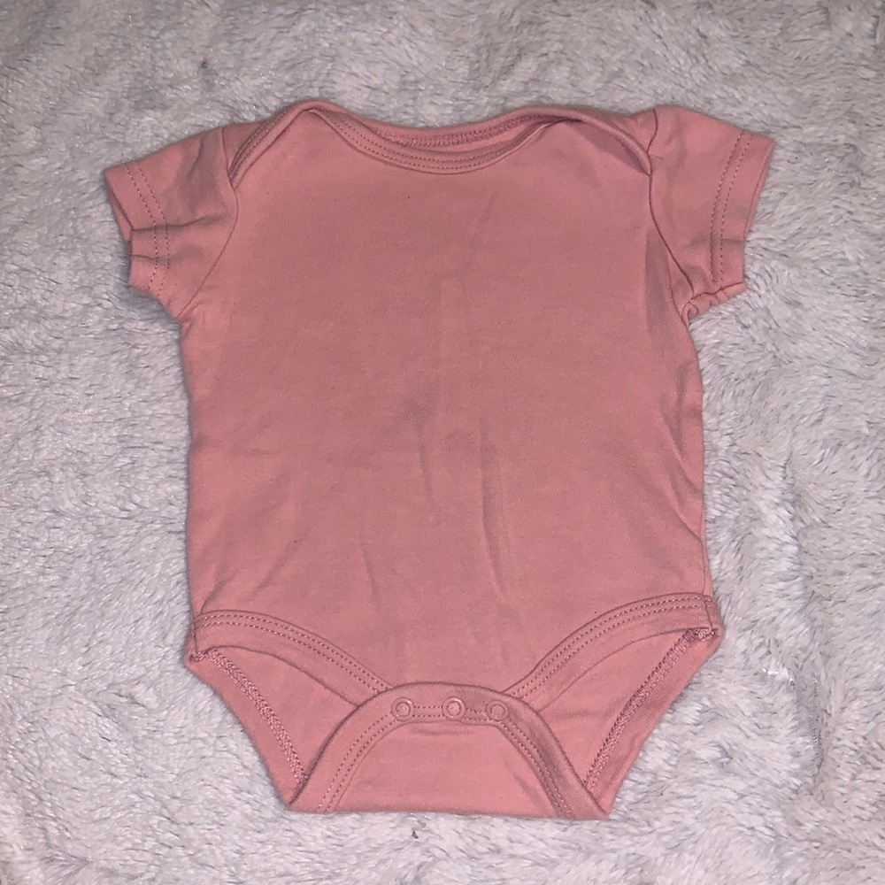 (3 for $10) chick pea pink  3-6 month bodysuit baby girl clothing
